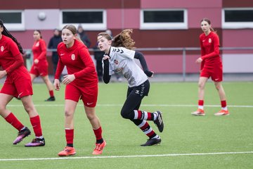 Bild 135 - wCJ Eimsbuettler TV : Altona 93 - Ergebnis: 1:1